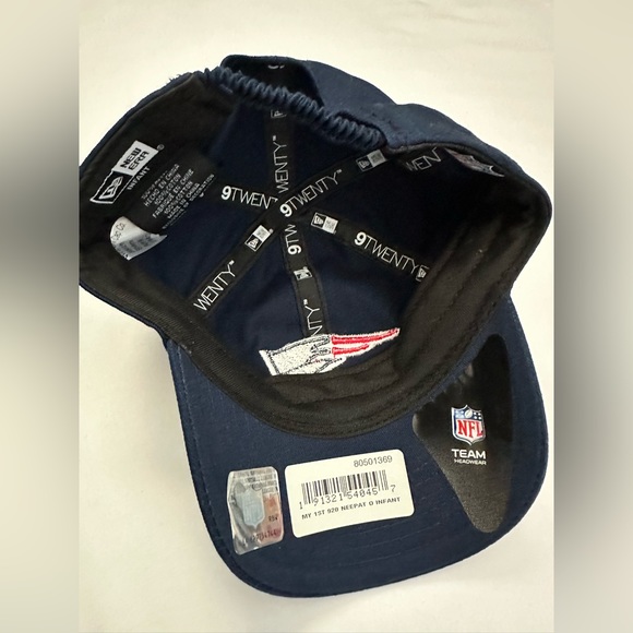 NFL Patriots - Baby Clothes Batch - Three Onesies (3-6mo), Pacifer, Infant Hat - Picture 8 of 8